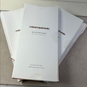 4 New Miriam Quevedo Black Baccara Hair Multiplying Shampoo and Mask Samples